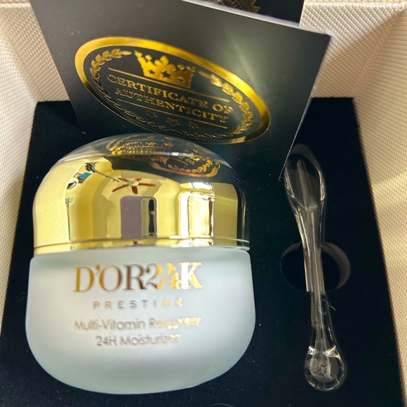 D'OR24K Prestige Multi-Vitamin Recovery 24H Moisturizer - Picture 1 of 9